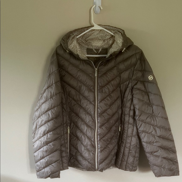 Michael Kors Women's Puffer Jacket - Dark Gray - Picture 1 of 7